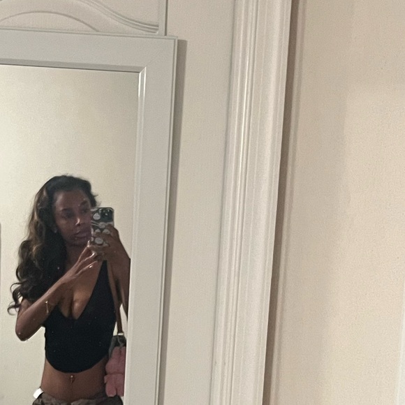 Black corset top🖤 - Picture 2 of 5